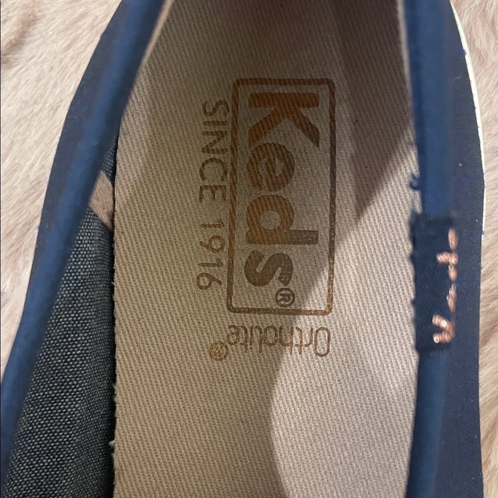 Keds Women’s fancy silk Navy Blue sneakers, velvet laces, size 6.5 - Picture 5 of 8